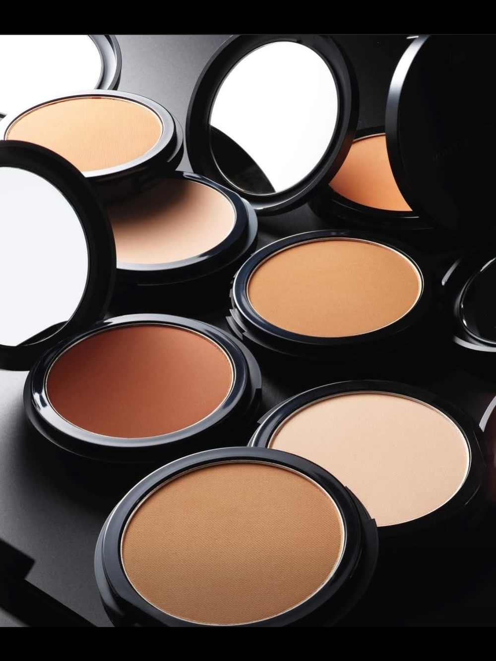 ^Avon fmg Cashmere Complexion Powder Foundation
